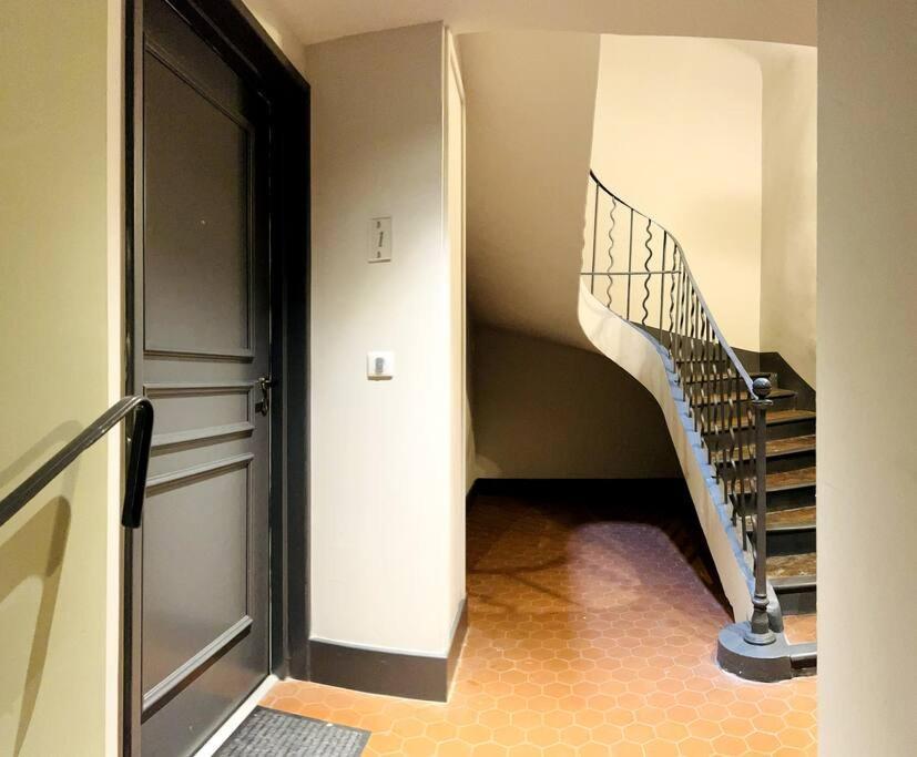Appartement Standing Pour 4 Тулон Экстерьер фото