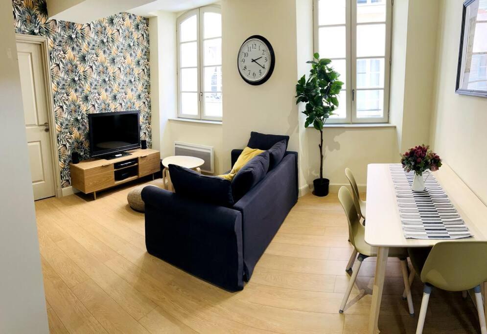 Appartement Standing Pour 4 Тулон Экстерьер фото